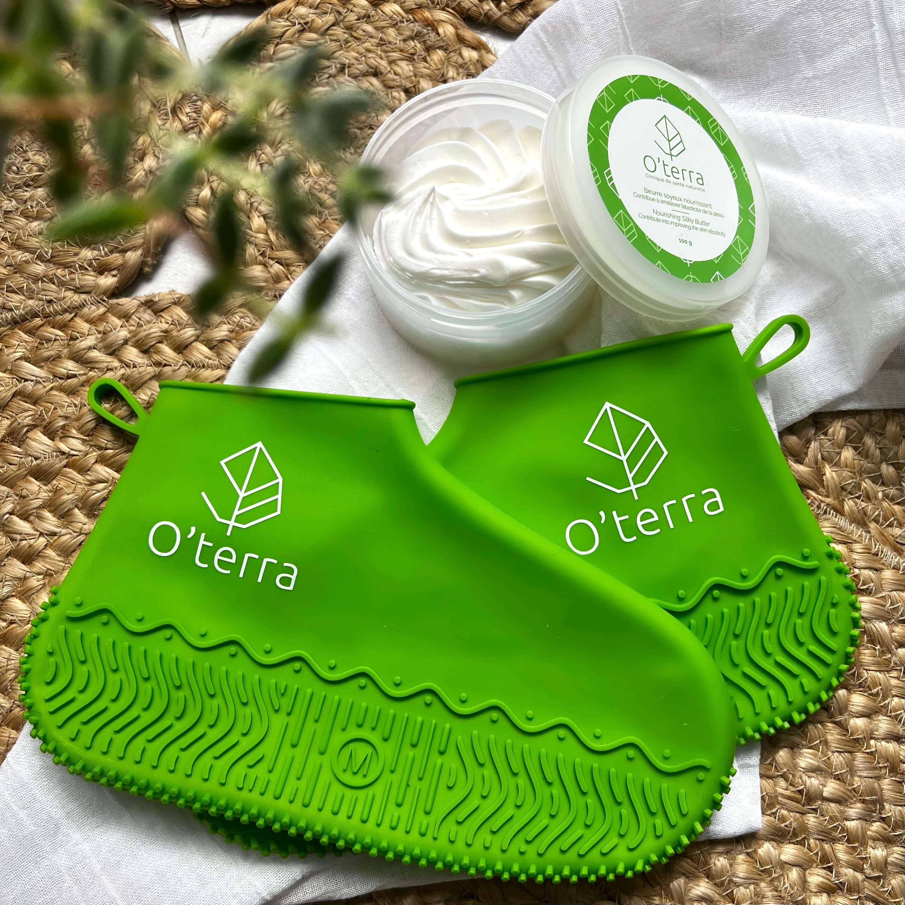 O'terra Foot care slippers & nourishing silky butter  2 items