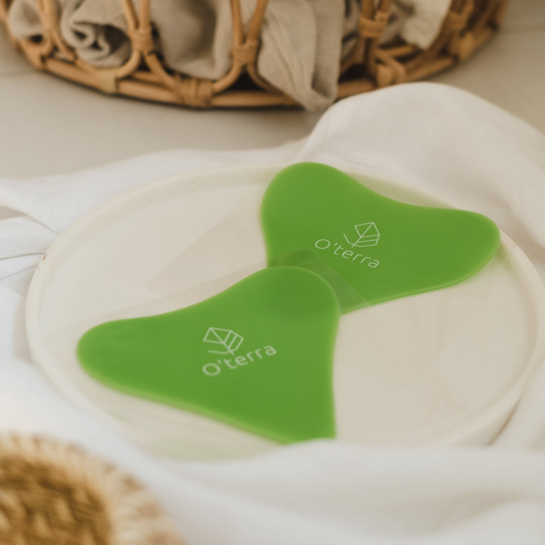 O'terra Reusable silicone patches for naturally more elastic & moisturized skin 1 pair